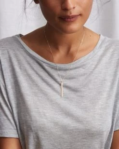 Miro Bar Necklace -Gldn Shop 2018 08 04 Ninastudio7131 130 30edit