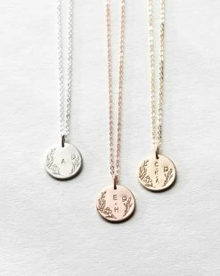 Floral Frame Necklace -Gldn Shop 2019.11.19 LastMinuteGifts00983 1400