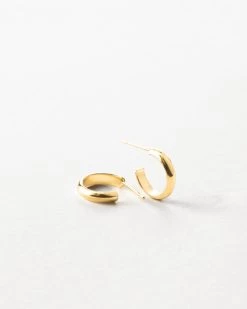 Elle Hoops