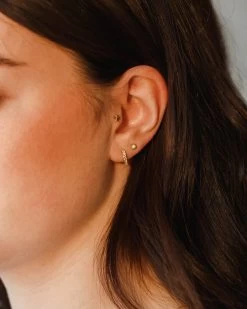 Soirée White Sapphire Studs -Gldn Shop 2022 gldn sapphire 15842 Edit