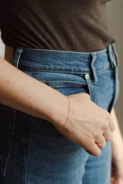 Minimal Cable Chain Bracelet -Gldn Shop 2022 gldn10893