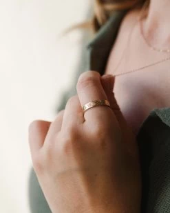 My Garden Meuse Band -Gldn Shop 2022 gldn model vday 14866