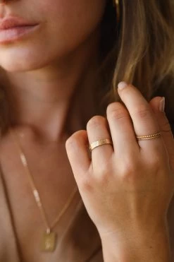 My Garden Meuse Band -Gldn Shop 2022 gldn model vday 14976