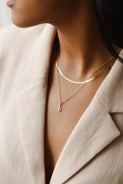 Iconic Chain -Gldn Shop 2022 springmodel10643