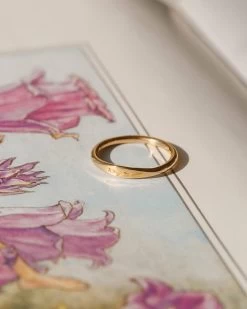 Floral Slim Signet -Gldn Shop 2023 02 gldn 17524