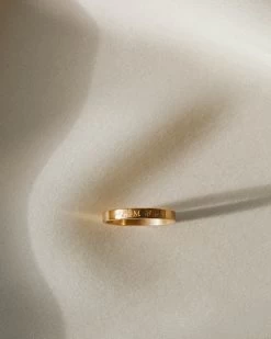 Personalized Floral Frame Band -Gldn Shop 2023 02 gldn 17528