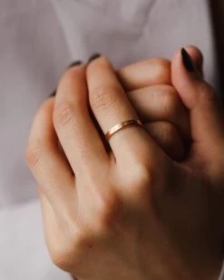 Personalized Floral Frame Band -Gldn Shop 2023 gldn flora 16389