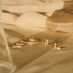 Grace White Sapphire Studs -Gldn Shop 2024 DIAMOND product 6652 min