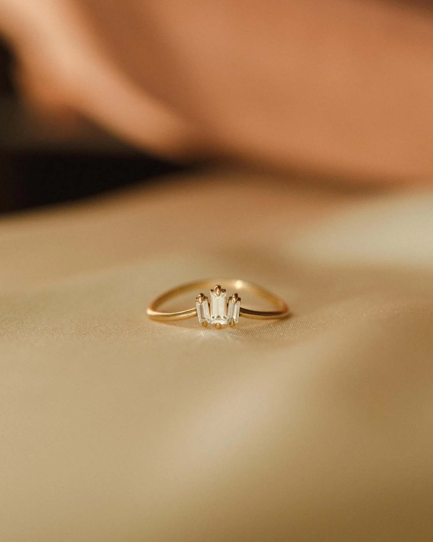 Prisma White Sapphire Ring 5 Prisma White Sapphire Ring - Image 3