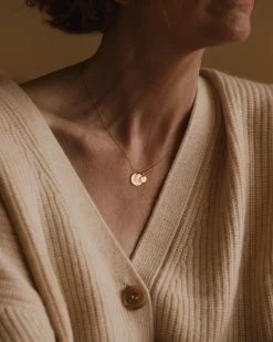 Flora Bennett Necklace -Gldn Shop 2024 mothersday gldn 8874 Enhanced NR min