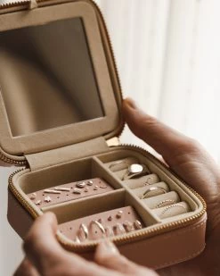 Signature Jewelry Case -Gldn Shop 2024 mothersday gldn 8948 min