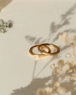 Floral Slim Signet -Gldn Shop 2024 spring 7199 min 713331eb ae64 422d 8235 94eca4a6a6da