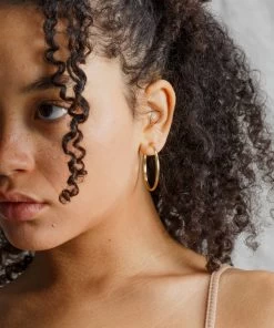 Naomi Hoops -Gldn Shop 794B0387