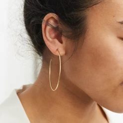 Amelia Hoops -Gldn Shop AmeliaLargeSimpleHoops 2