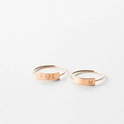 Astoria Bar Ring -Gldn Shop AstoriaPersonalizedBarRing RoseGold PLPMain