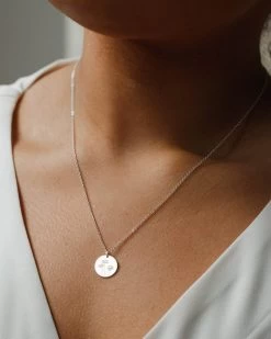 Birth Flower Necklace -Gldn Shop BirthFlowerNecklace 3