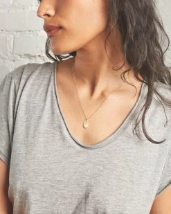 Blank Diana Necklace -Gldn Shop BlankOvalPendantNecklace 4