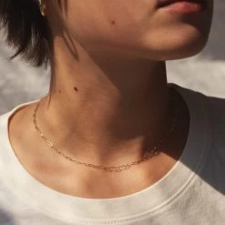 Dainty Paperclip Chain -Gldn Shop BoldCableChain 3 ad65c6dd b991 4ae3 822f fb111f517a44