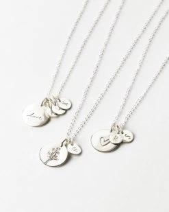 Bennett Necklace -Gldn Shop CustomMotherNecklaceKidsInitials Silver PLPMain