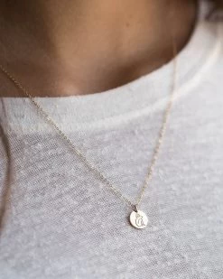 Embrace Necklace -Gldn Shop EmbraceLaFemmeNecklace PLPHover