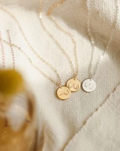 Au Naturel Necklace -Gldn Shop FeministBoobsNecklace 7