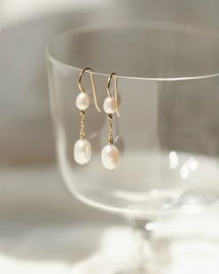 Deux Pearl Drop Earrings -Gldn Shop GLD 0636 min
