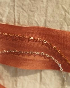 Dainty Heart Chain -Gldn Shop GLD 1590