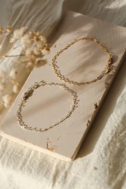 Dainty Heart Bracelet -Gldn Shop GLD 1618