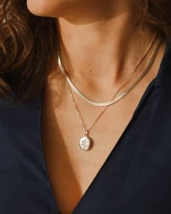 Floral Locket Necklace -Gldn Shop GLD 1716