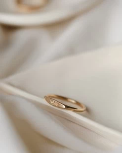 Olive Branch Signet -Gldn Shop GLD 7418