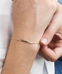 Getty Bar Bracelet -Gldn Shop GettyNameBarBracelet 4