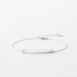 Getty Bar Bracelet -Gldn Shop GettyNameBarBracelet SilverSmooth PLPMain