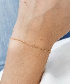 Halle Bracelet -Gldn Shop HalleDaintyChainBracelet PLPHover
