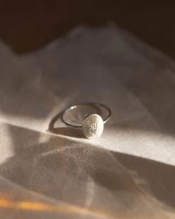 Hand Gestures Ring -Gldn Shop HandGesturesRing 6