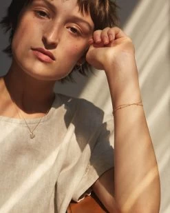 Hannah Bracelet -Gldn Shop HannahDaintyChainBracelet PLPHover
