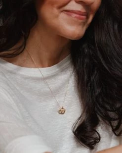 Personalized Lor Necklace -Gldn Shop IMG 6770