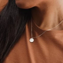 Moonglow Set -Gldn Shop LunaRealMoonNecklace 4 min