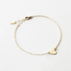 Myra Heart Bracelet -Gldn Shop MyraHeartInitialBracelet Gold PDPMain