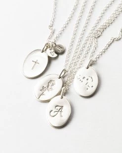 Personalized Florence Necklace -Gldn Shop OvalMedallionPendant Silver PLPMain