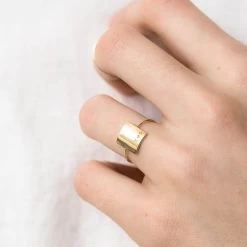 Yarra Ring -Gldn Shop PersonalizedStatementRing PLPHover