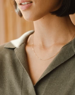 Dainty Chain -Gldn Shop Rectangle106 min 250b7baa ec26 4b93 ac73 ebe8c1840dcf