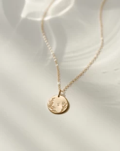 Floral Frame Necklace -Gldn Shop Rectangle108 min d4c28588 ba72 4c07 8007 d1671ec1f3ad