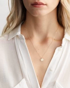 Rock On Necklace -Gldn Shop RockOnSymbolNecklace PLPHover