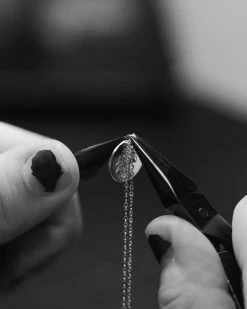 Flora Necklace -Gldn Shop SimpleFloralFlowerNecklace 9