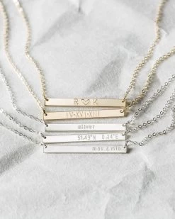 Getty Necklace -Gldn Shop SmallNameBarNecklace 2