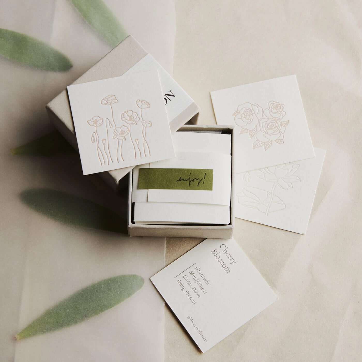 Daisy Necklace 7 Daisy Necklace - Image 5