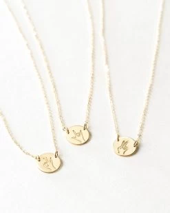 Hand Gestures Link Necklace