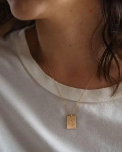 Toujours Marseille Necklace -Gldn Shop ToujoursMotherNecklace PLPHover 1f789dbd ce5b 4e1f 99eb 84c5ed1bc00d