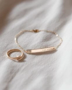 I Am Worthy Bracelet -Gldn Shop WorthyBarBracelet 3
