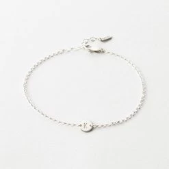 Yuki Bracelet -Gldn Shop YukiInitialDaintyBracelet Silver PLPMain